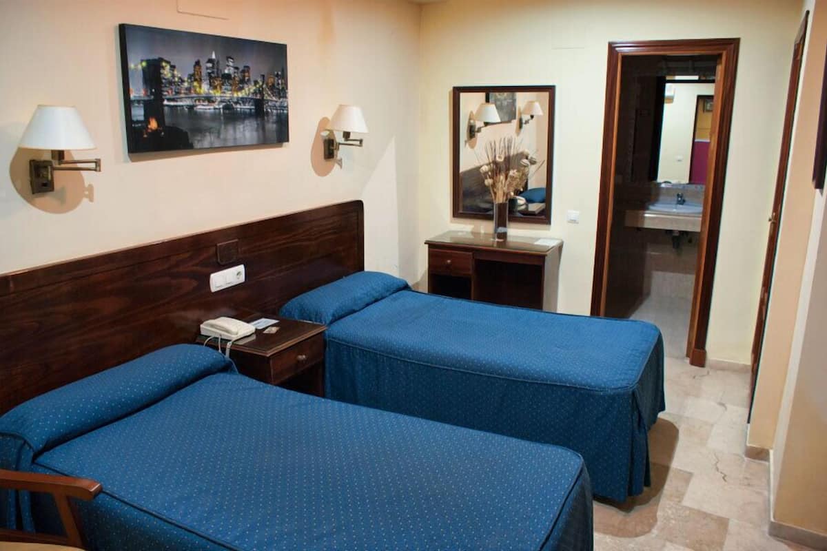 double room | in-room safe, desk, rollaway beds, free wifi