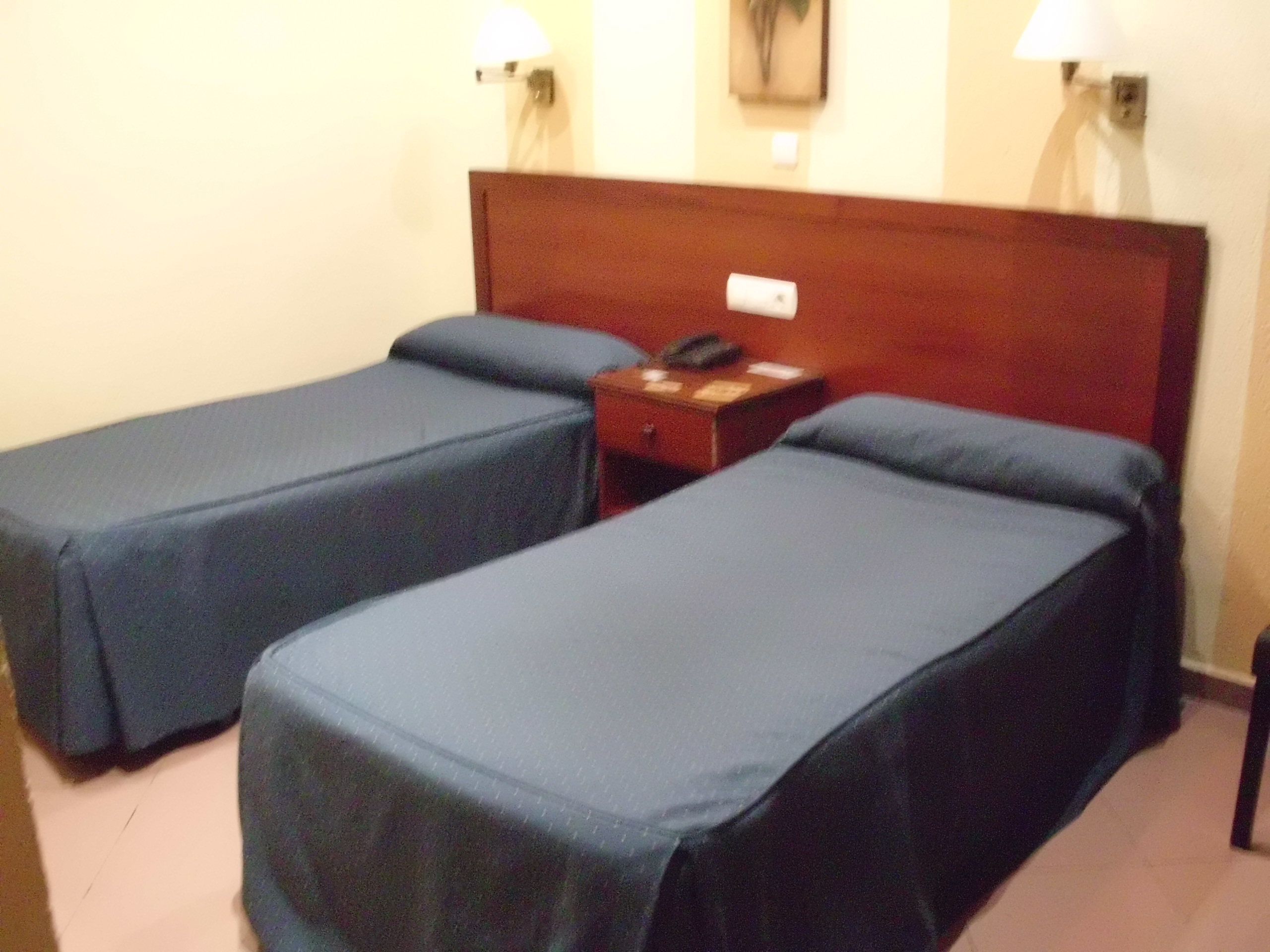 double room | in-room safe, desk, rollaway beds, free wifi