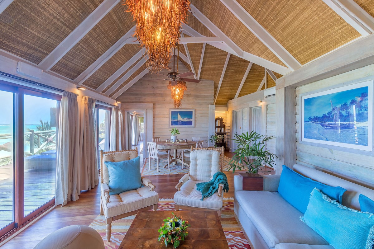The Level 2 Bedroom Beach Pavilion | 1 chambre, literie hypoallergénique, minibar, coffre-fort