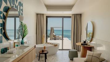 The Level Grand 3 Bedroom Ocean Villa | Hypo-allergenic bedding, minibar, in-room safe, iron/ironing board