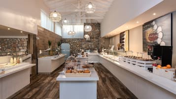 Ilmainen päivittäinen buffetaamiainen