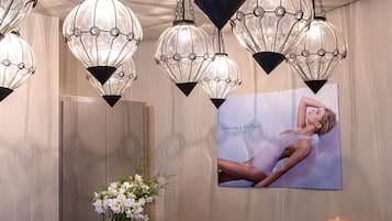 Kropsbehandlinger, aromaterapi, deep tissue-massage