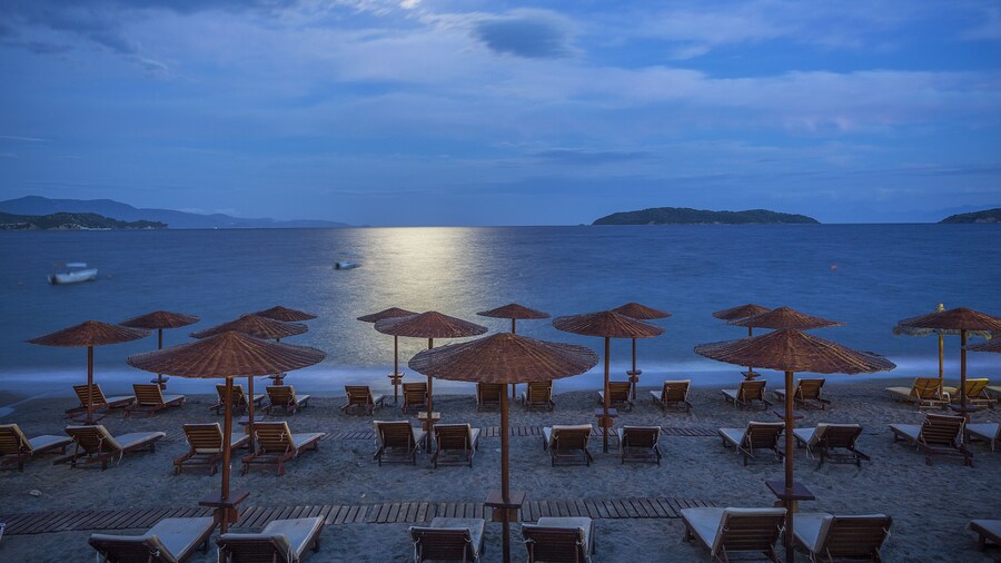 Kassandra Bay Resort, Suites & Spa