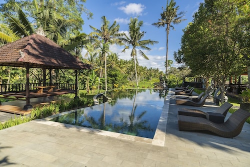 Agung Raka Resort and Villa