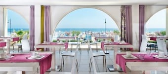 Yes Hotel Touring