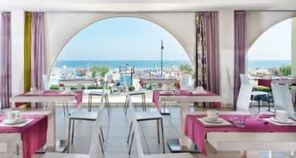 Yes Hotel Touring