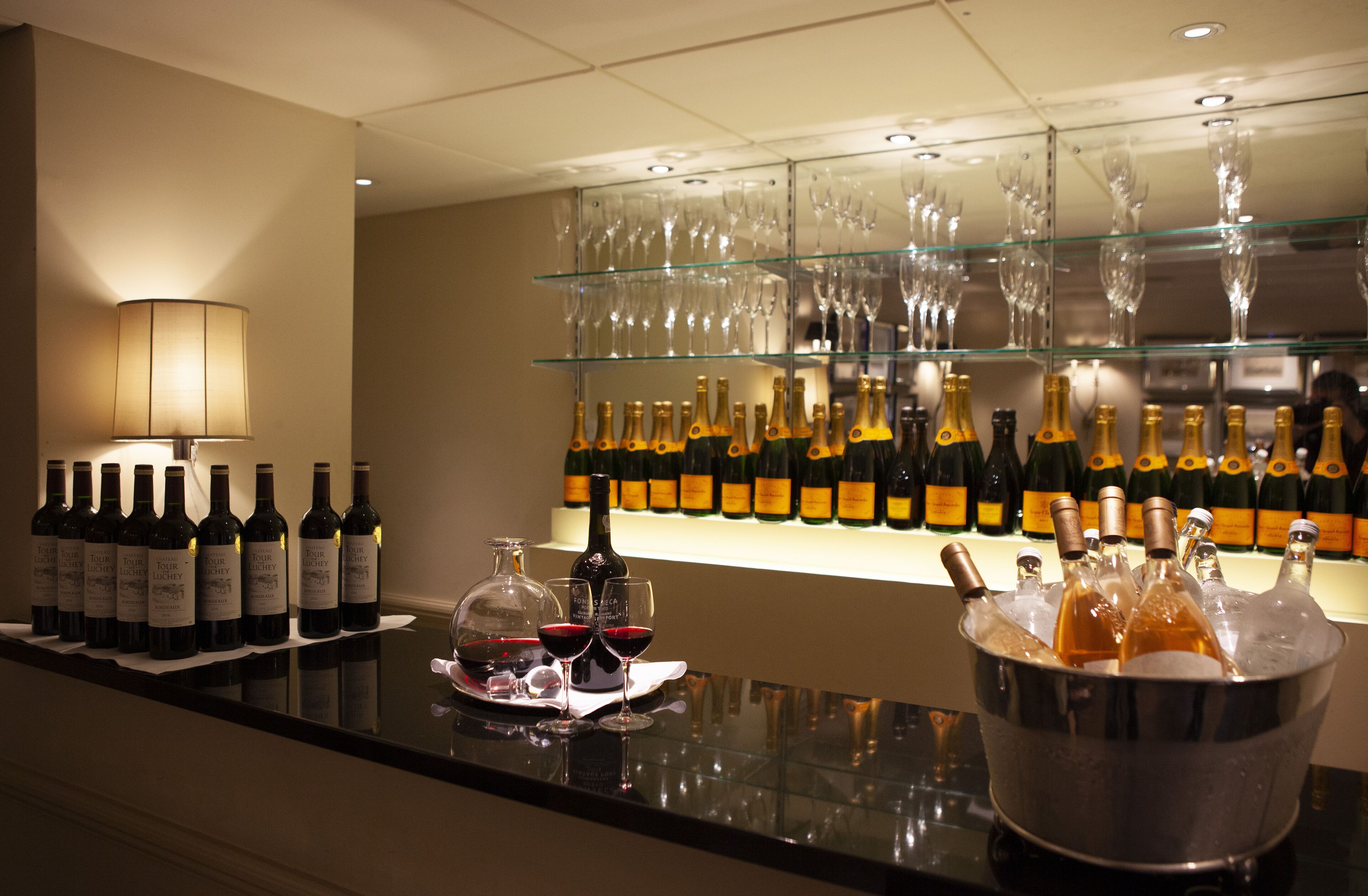 breakfast, lunch and dinner served