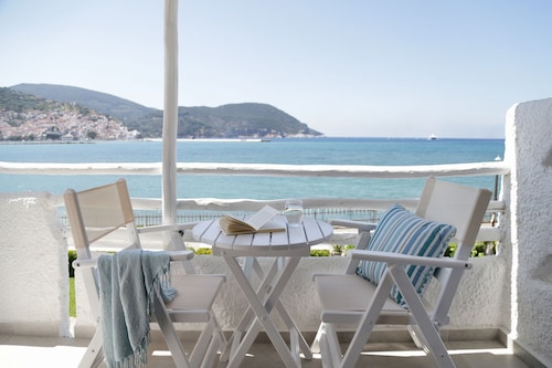Skopelos Village Hotel