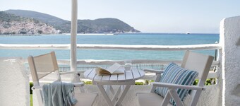 斯科派洛斯鄉村酒店