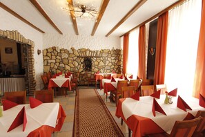 Tägliches inbegriffenes Frühstücksbuffet