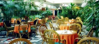 Tianjin Super Garden Hotel