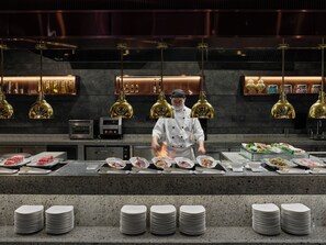 Daily buffet breakfast for a fee - Poly Plaza Hotel (Beijing)