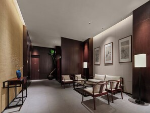 3 restaurants, breakfast, lunch, dinner served; Chinese cuisine  - Poly Plaza Hotel (Beijing)