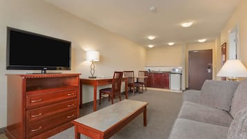 Desk, iron/ironing board, free WiFi, bed sheets