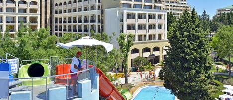 Toboggan aquatique