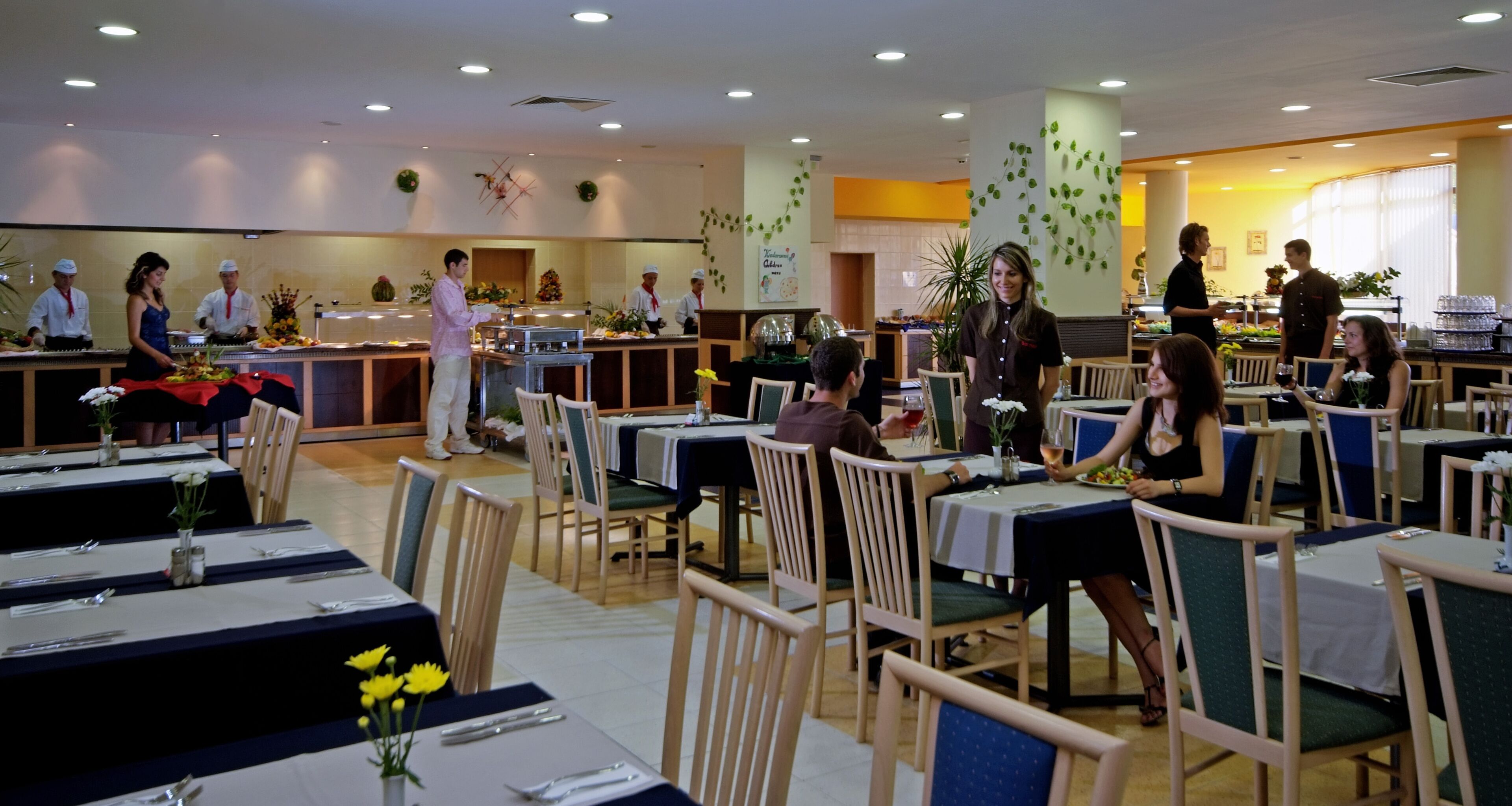 Breakfast area