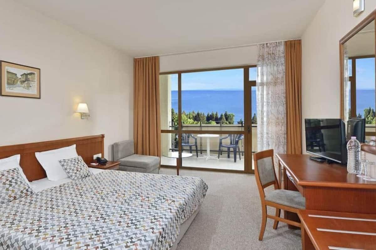 In-room safe, desk, blackout curtains, free cots/infant beds