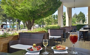 Food and drink - Sol Nessebar Mare (Nessebar)