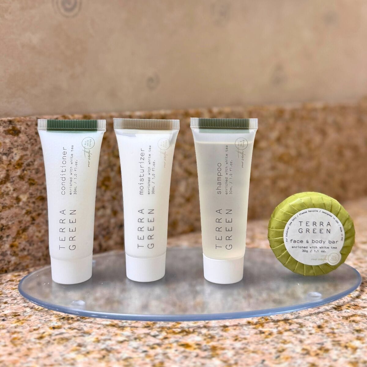 family suite, 2 bedrooms | bathroom amenities | combined shower/bathtub, free toiletries, hair dryer, towels