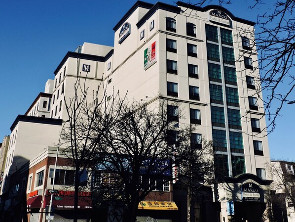 Fachada da propriedade