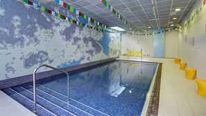 Sauna, hot tub, steam room, Turkish bath/hammam, body treatments