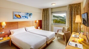 Minibar, in-room safe, desk, soundproofing