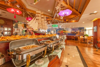 Ming Wah International Convention Center