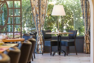 Daily buffet breakfast (EUR 12 per person)