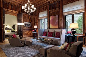 Suite (Historic Bankers) | Hypo-allergenic bedding, minibar, in-room safe, individually decorated