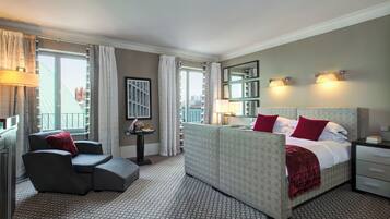 Habitación Deluxe | Ropa de cama hipoalergénica y minibar