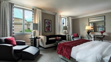 Suite ejecutiva | Ropa de cama hipoalergénica y minibar