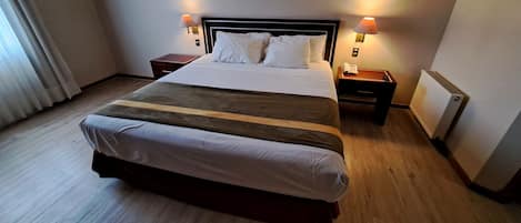 Single Room | Premium bedding, minibar, in-room safe, desk