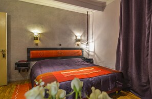 Minibar, in-room safe, blackout curtains, WiFi - Hotel Islane (Marrakech)