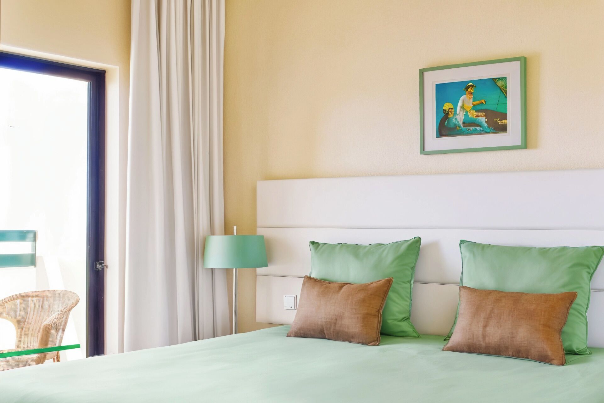 Apartment, 2 Bedrooms | Desk, iron/ironing board, free cots/infant beds, free WiFi