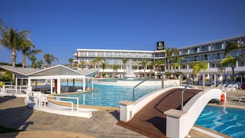 Seasonal outdoor pool, open 10:00 AM to 6:30 PM, cabanas (surcharge)