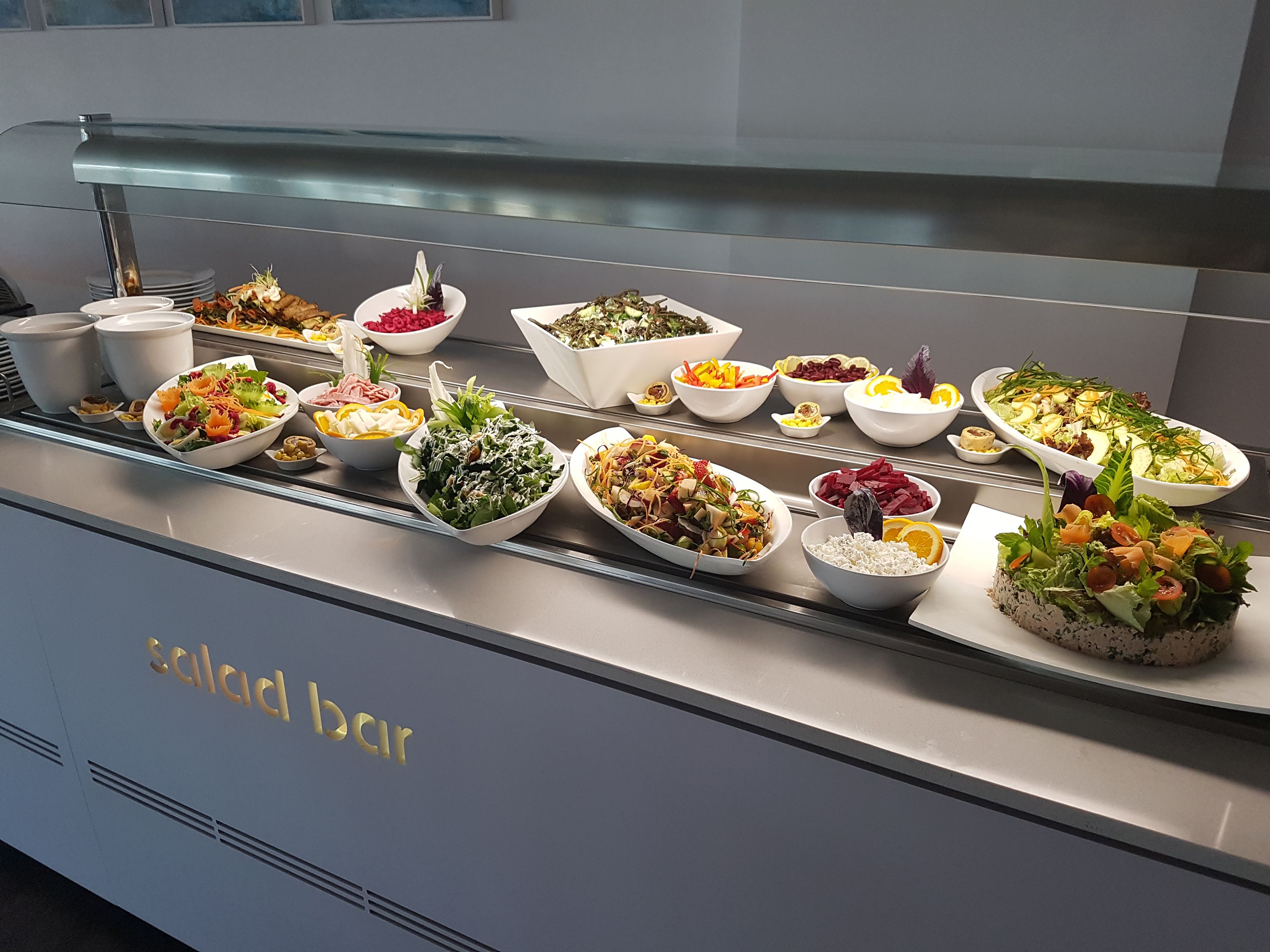 breakfast, dinner served; international cuisine, pool views