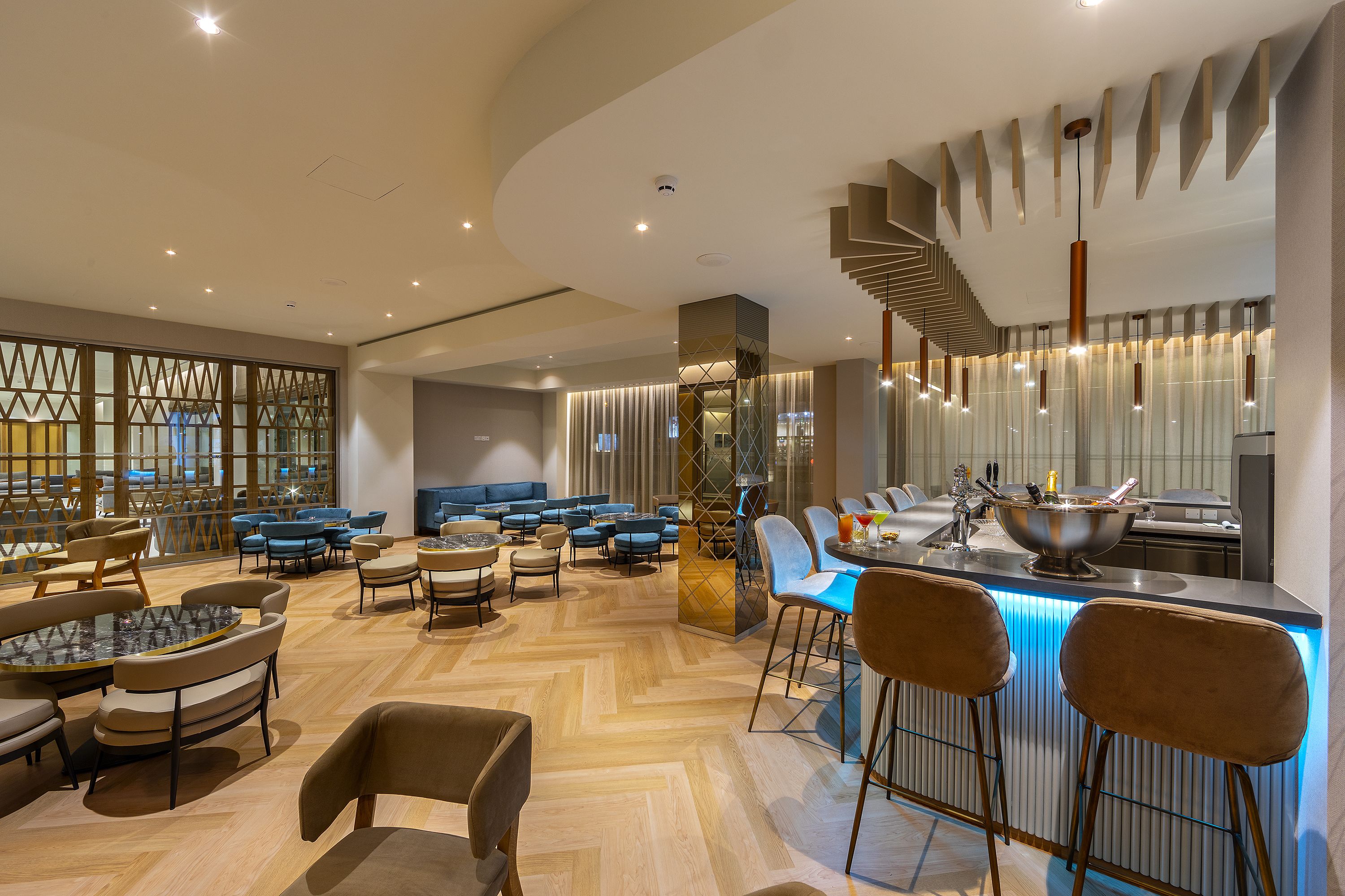 Cocktail bar
