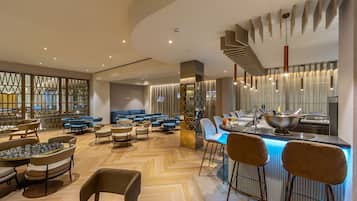 Cocktail bar