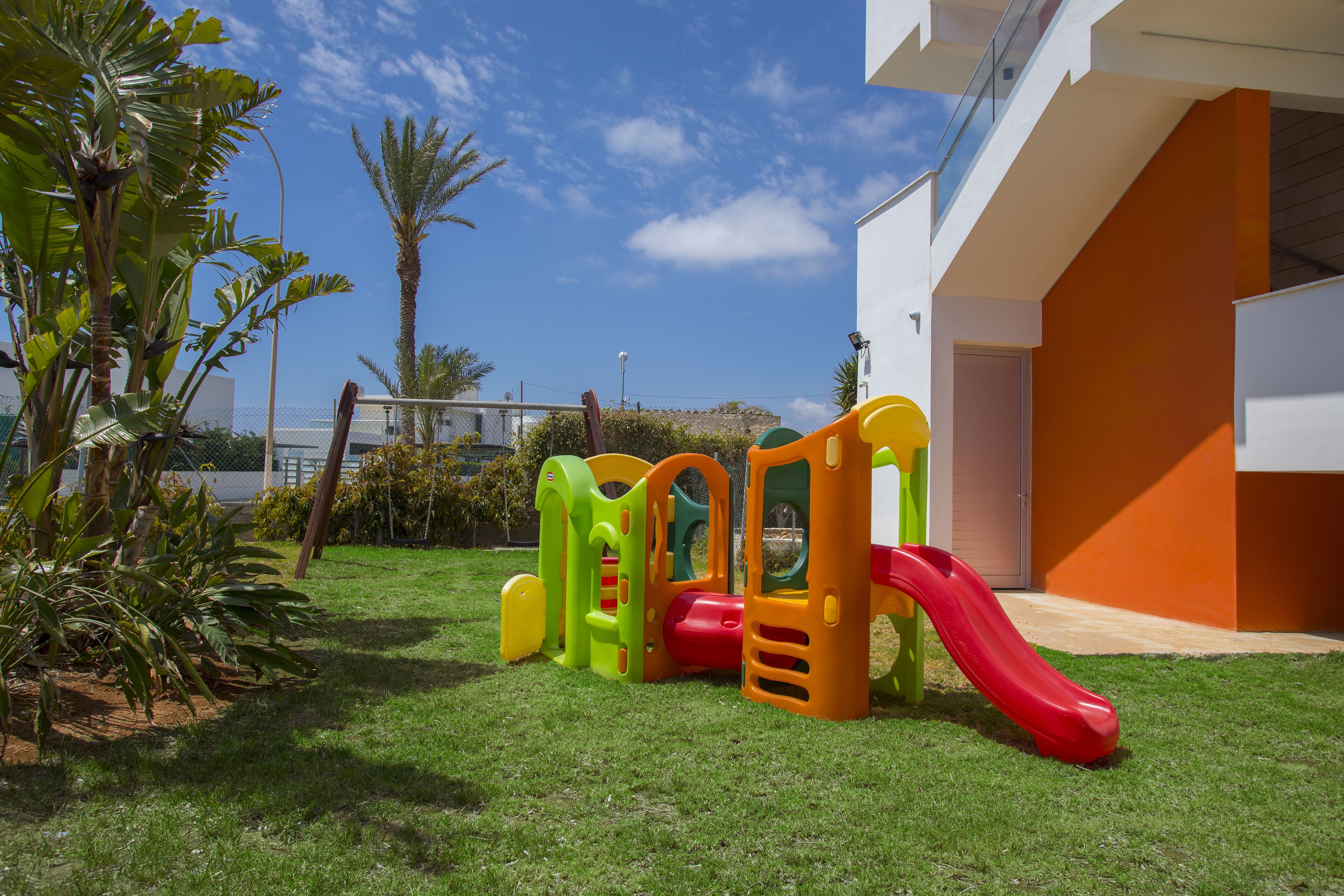 children’s play area – outdoor