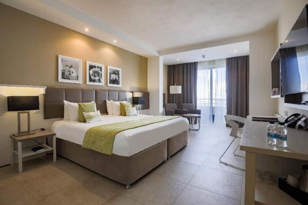 In-room safe, desk, blackout curtains, soundproofing