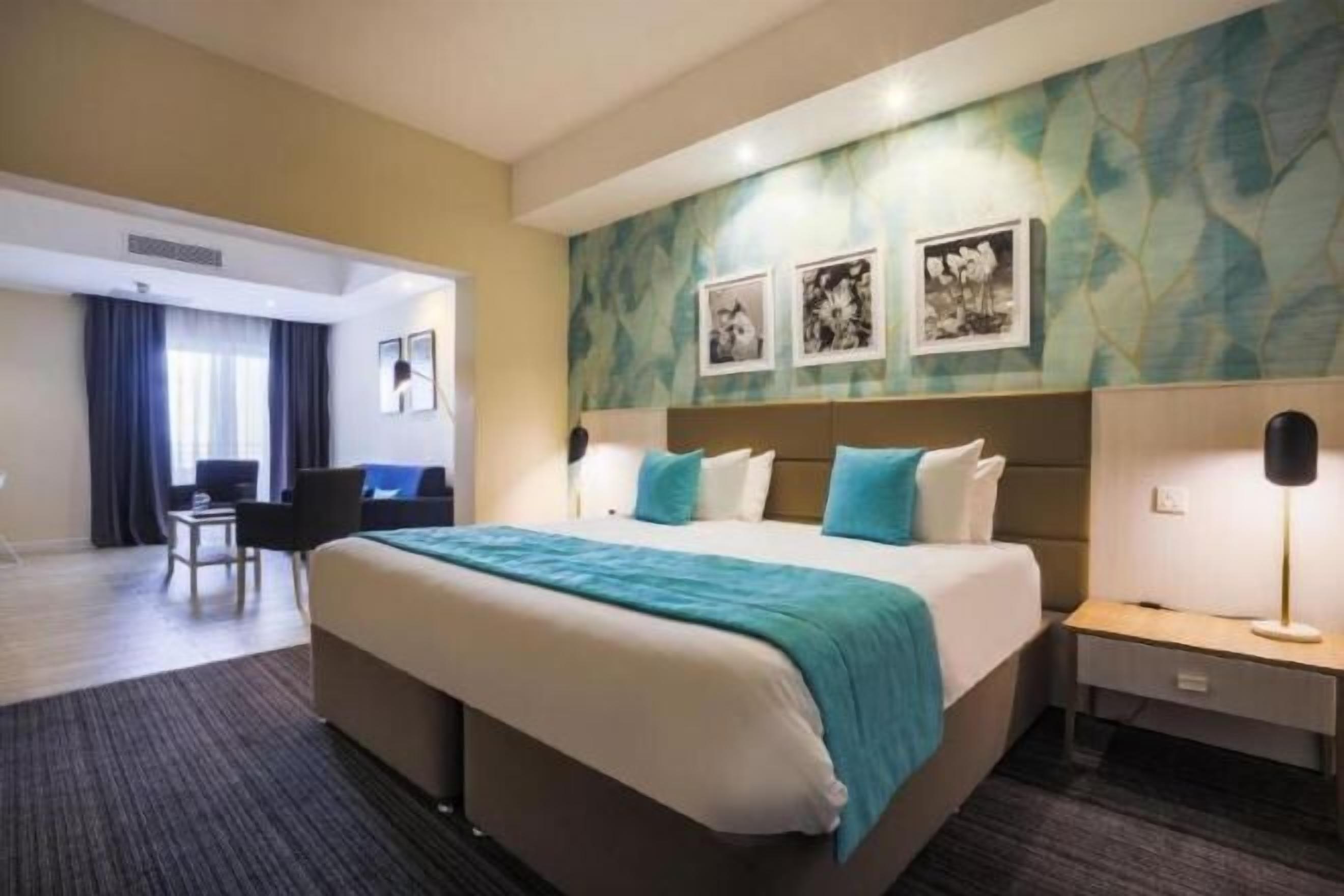 In-room safe, desk, blackout drapes, soundproofing