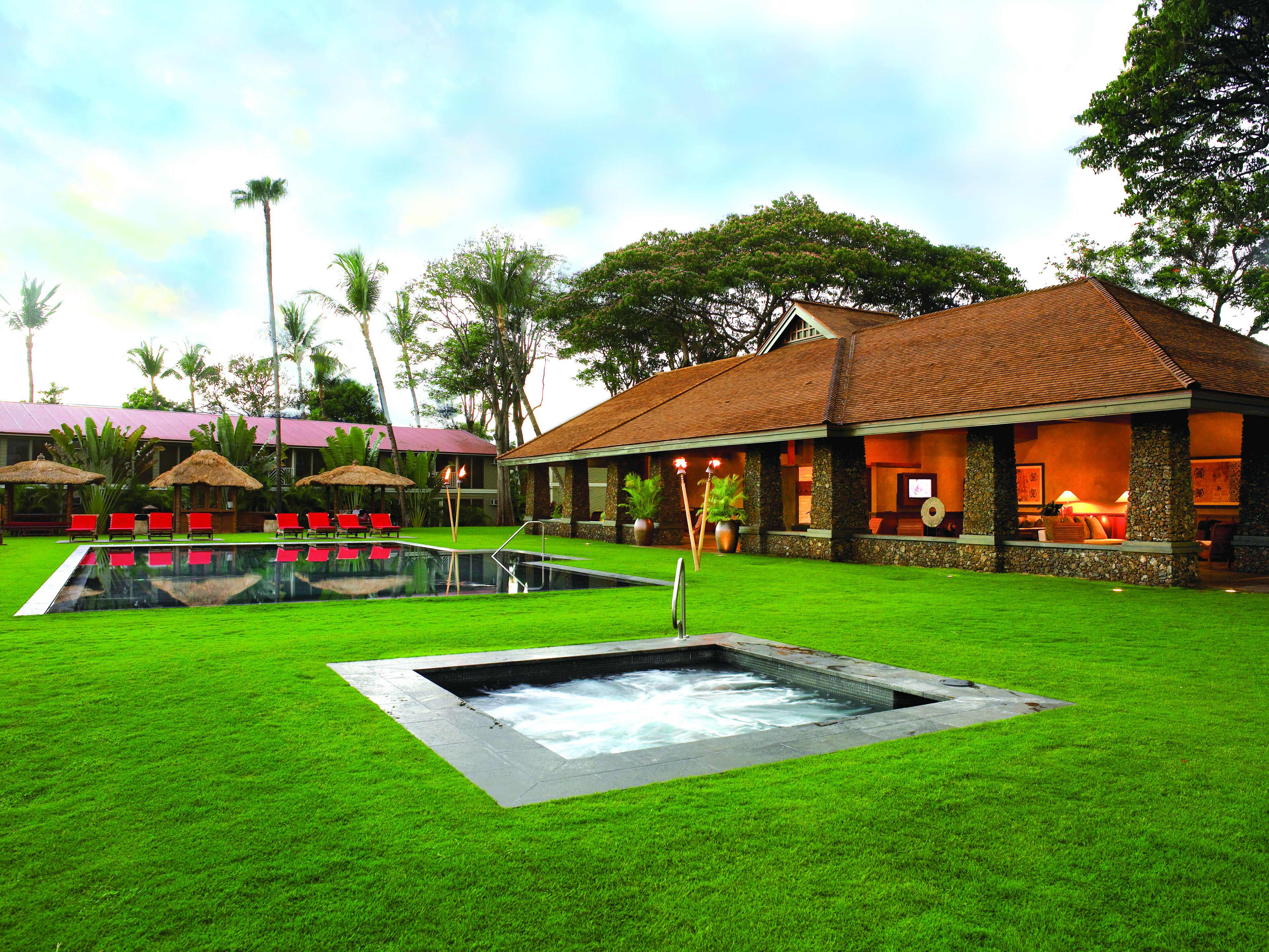 2 outdoor pools, sun loungers