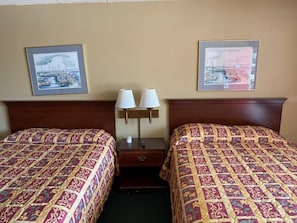 Desk, soundproofing, iron/ironing board, free WiFi
