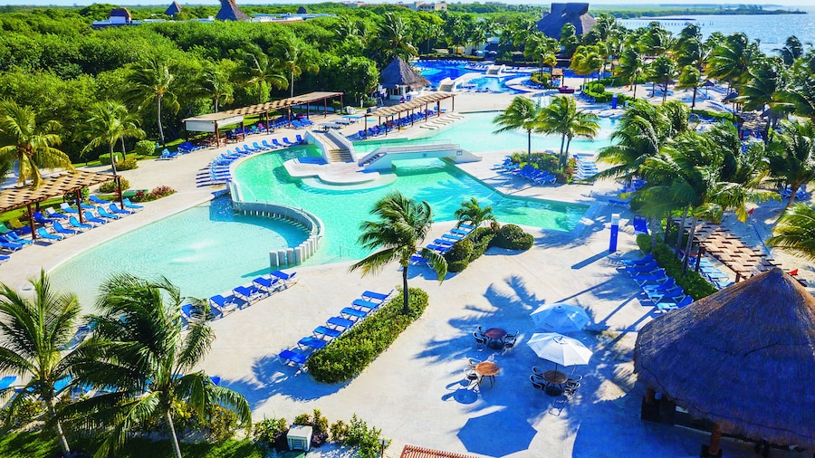 BlueBay Grand Esmeralda All Inclusive