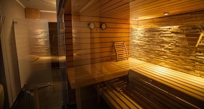 Amalienburg Boutique & Boarding Hotel