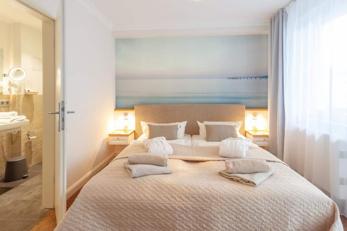 Junior Suite Country House | 1 bedroom, hypo-allergenic bedding, minibar, in-room safe