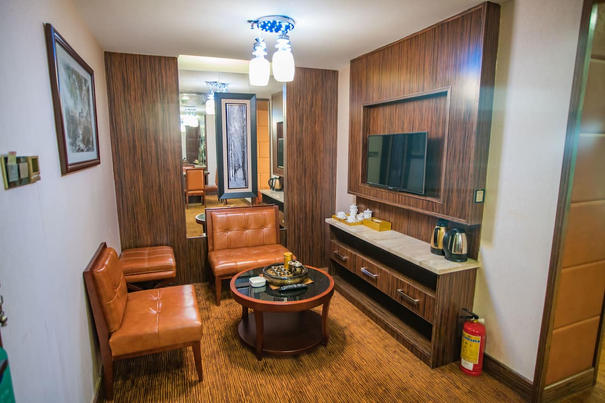 Executive Suite