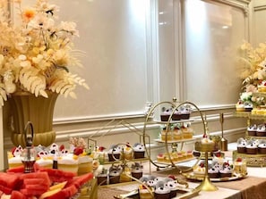 Dining room - Nanyang King's Gate Hotel - Free Shuttle Service to Canton Fair (Guangzhou)