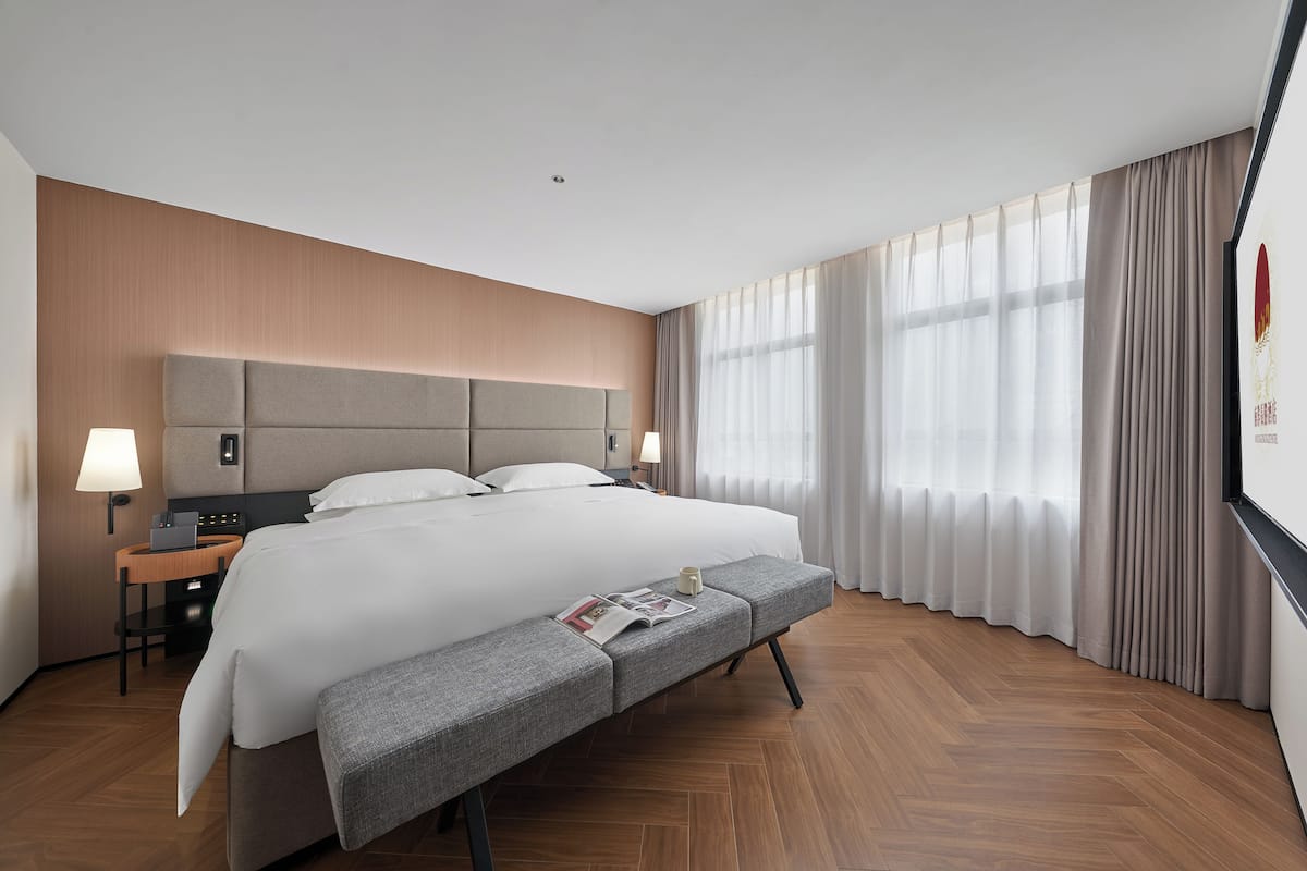 Exclusive Double Room | Premium bedding, down comforters, memory foam beds, free minibar