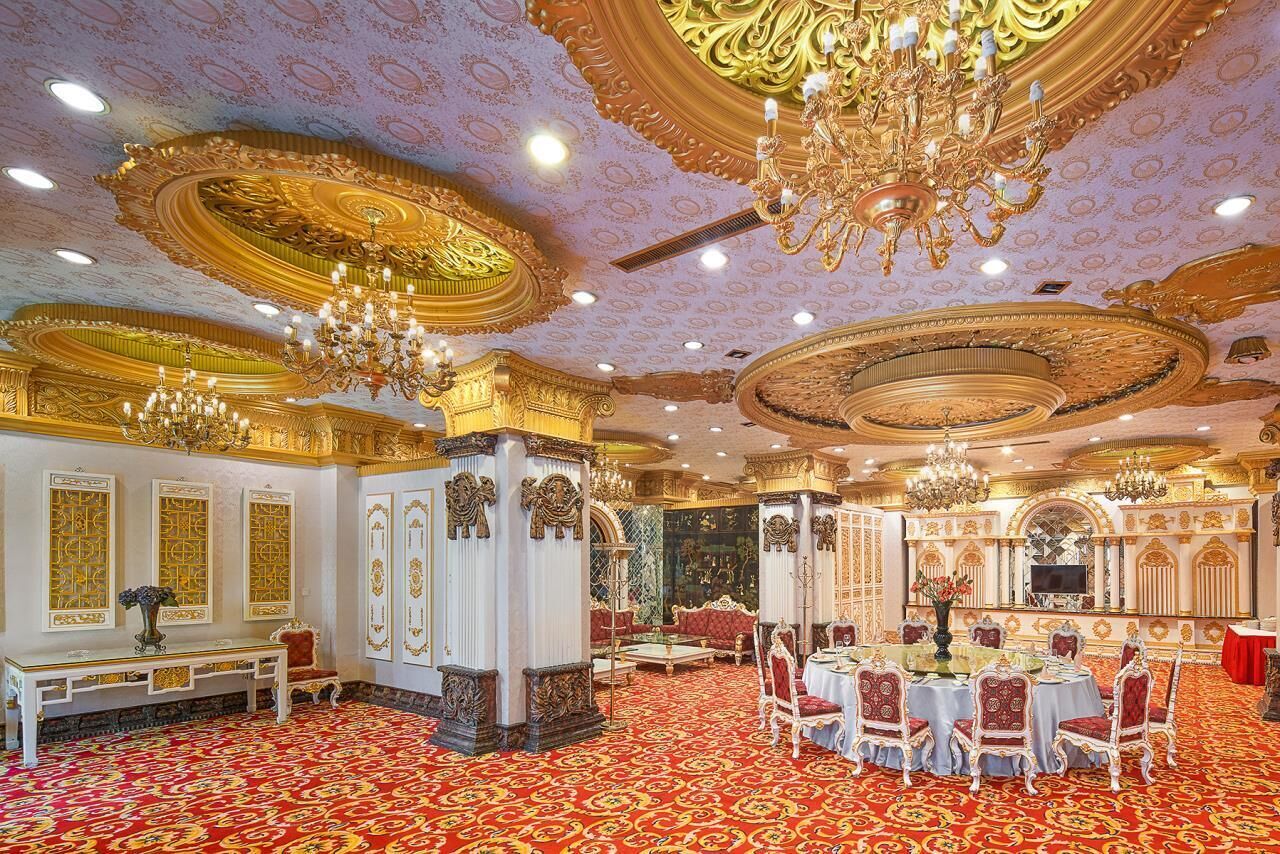 2 restoran, melayani sarapan, makan siang; sajian masakan Cina